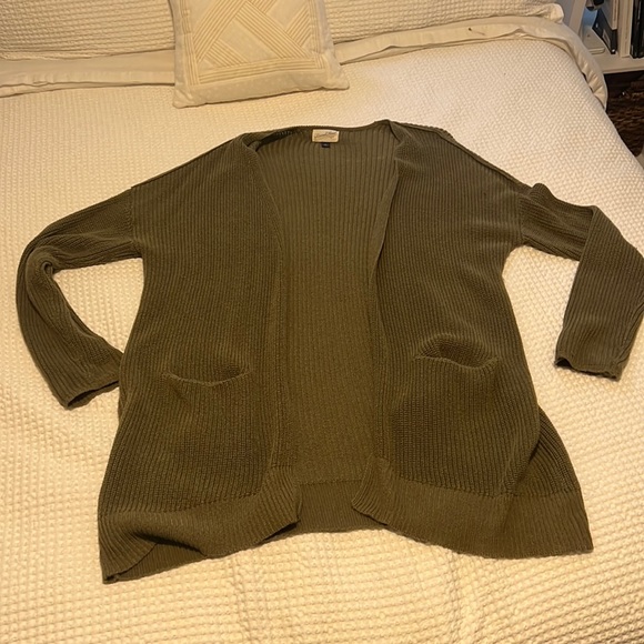 Universal Thread | Tops | Universal Thread Olive Green Cardigan | Poshmark